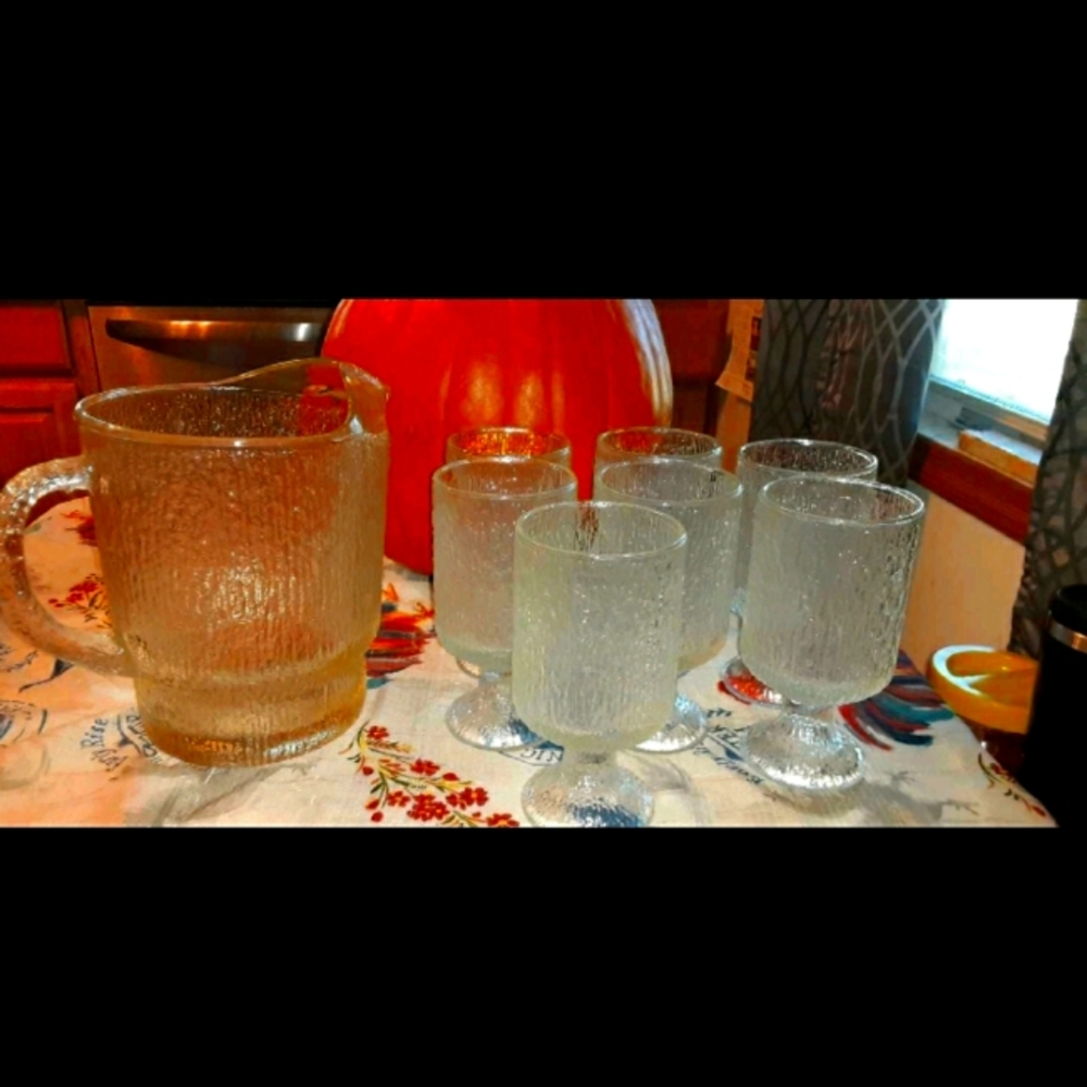 1940 smoke glass tea set